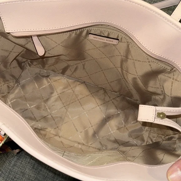 Michael Kors Tote Jet Set Large Pink Leather Travel Work Bag - Picture 11 of 17